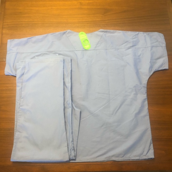 Health pro blue scrubs set top bottom size L. NWT - Picture 2 of 4